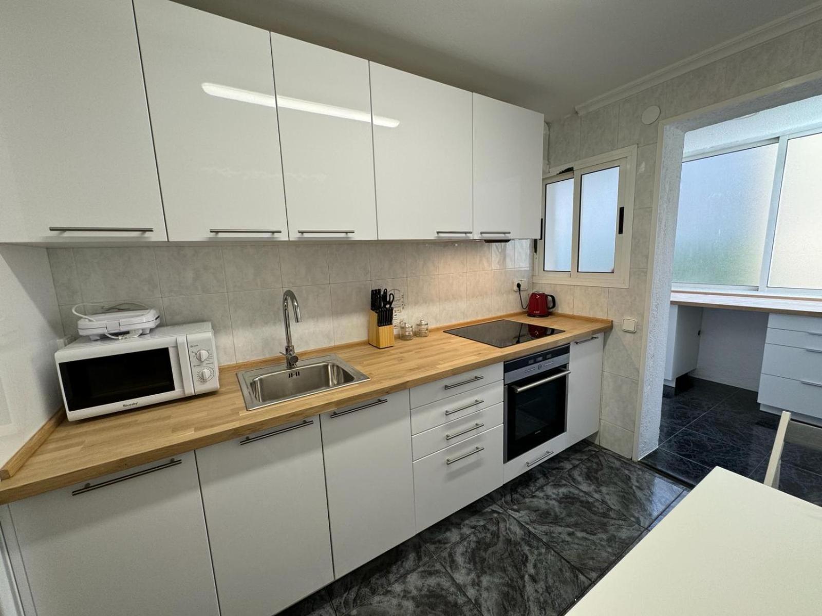 Apartamento Barbastro Салоу Екстер'єр фото
